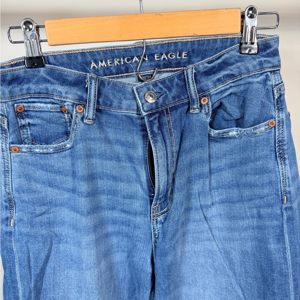 American Eagle Outfitters Medium Blue Wide-Leg Jeans - Picture 4 of 5